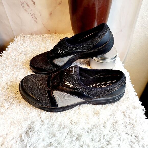 Easy Spirit slip on comfy sneakers - Picture 1 of 7